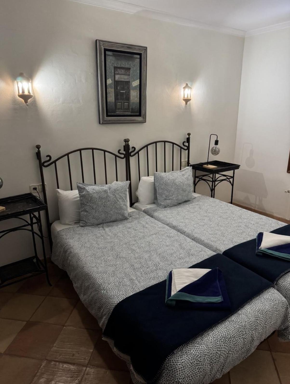 Mallorca Finca Haus Mit Pool Direkt Am Meer Es Trenc, Bootstour Moeglich Sa Ràpita Zewnętrze zdjęcie