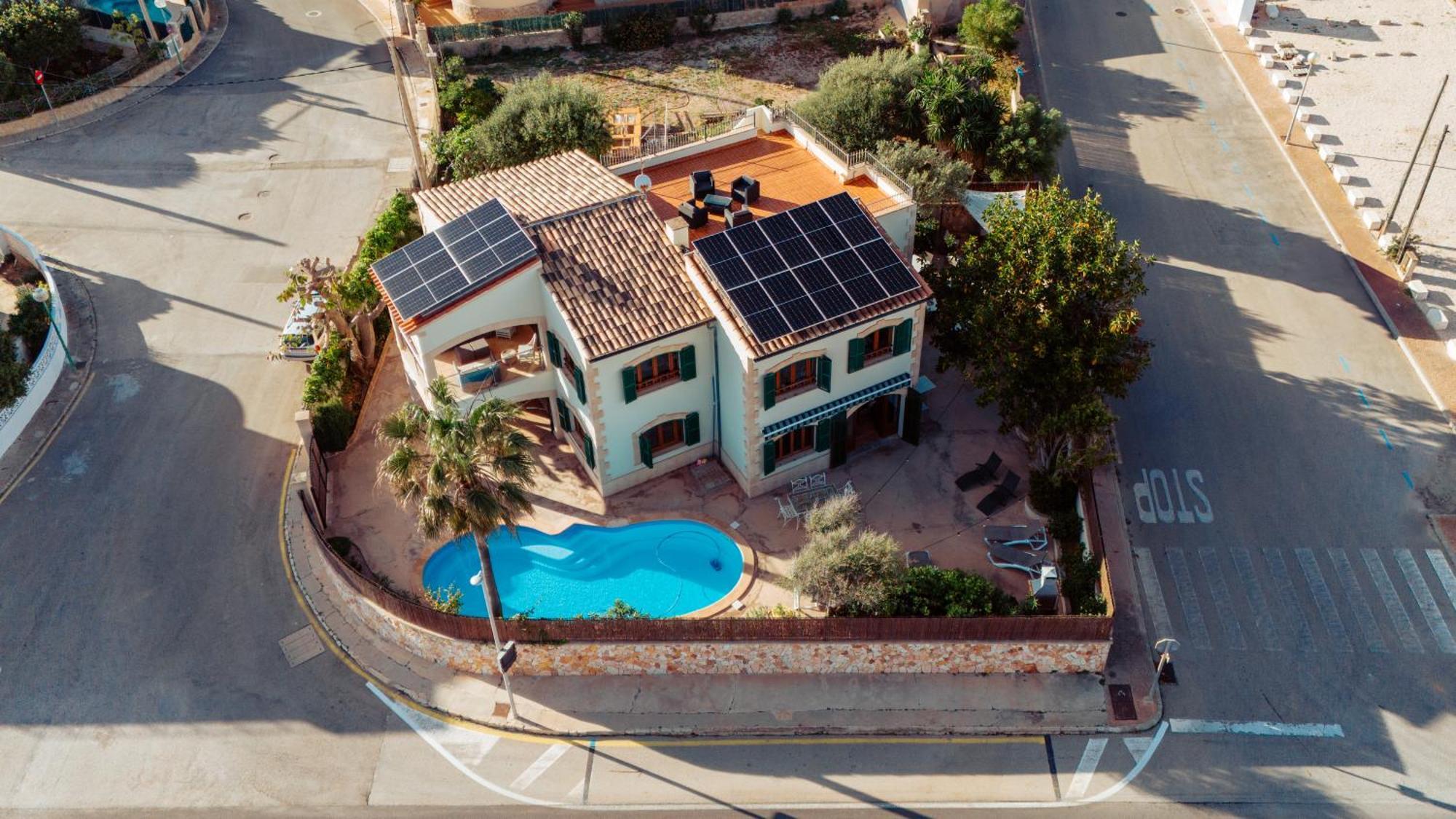 Mallorca Finca Haus Mit Pool Direkt Am Meer Es Trenc, Bootstour Moeglich Sa Ràpita Zewnętrze zdjęcie